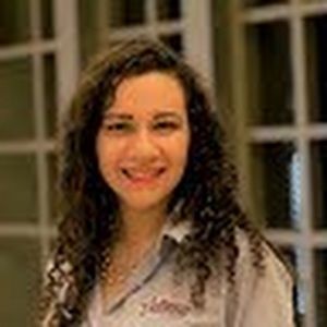 Meet your Posher, Caitlin